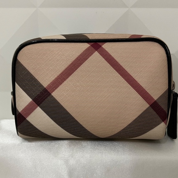 Burberry Tote, Wallet, Travel Pouch - Picture 12 of 16